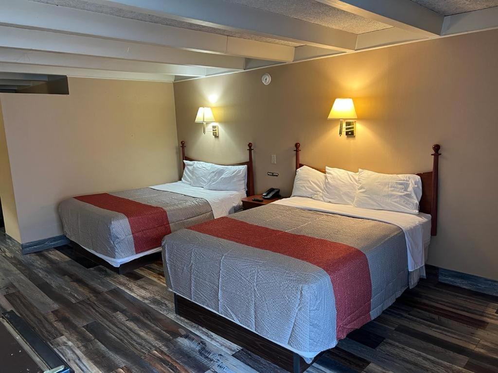 Hotel Weston Rfd 록퍼드 외부 사진